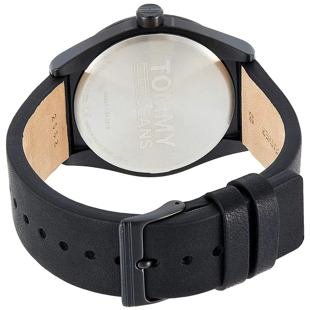 Tommy Hilfiger Men’s Quartz Leather Strap Black Dial 42mm Watch 1791773