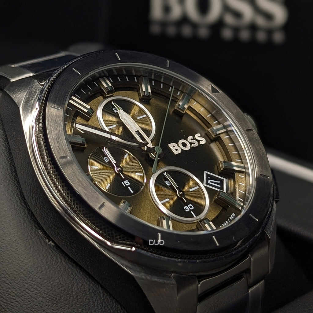 Hugo Boss Men’s Quartz Silver Stainless Steel Green Dial 44mm Watch 1513951